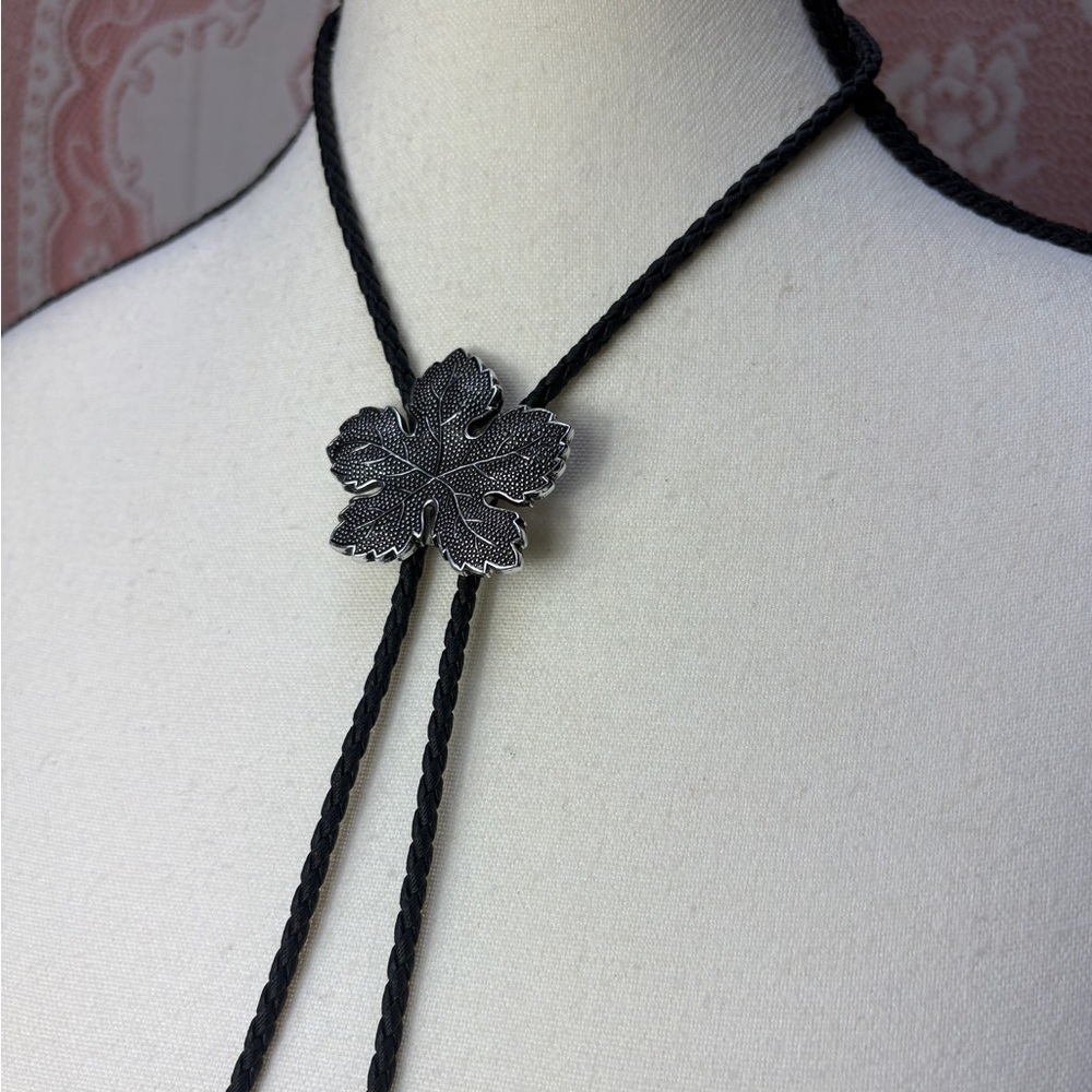 Artisan Silver Leaf Bolo Tie - Picture 4 of 7